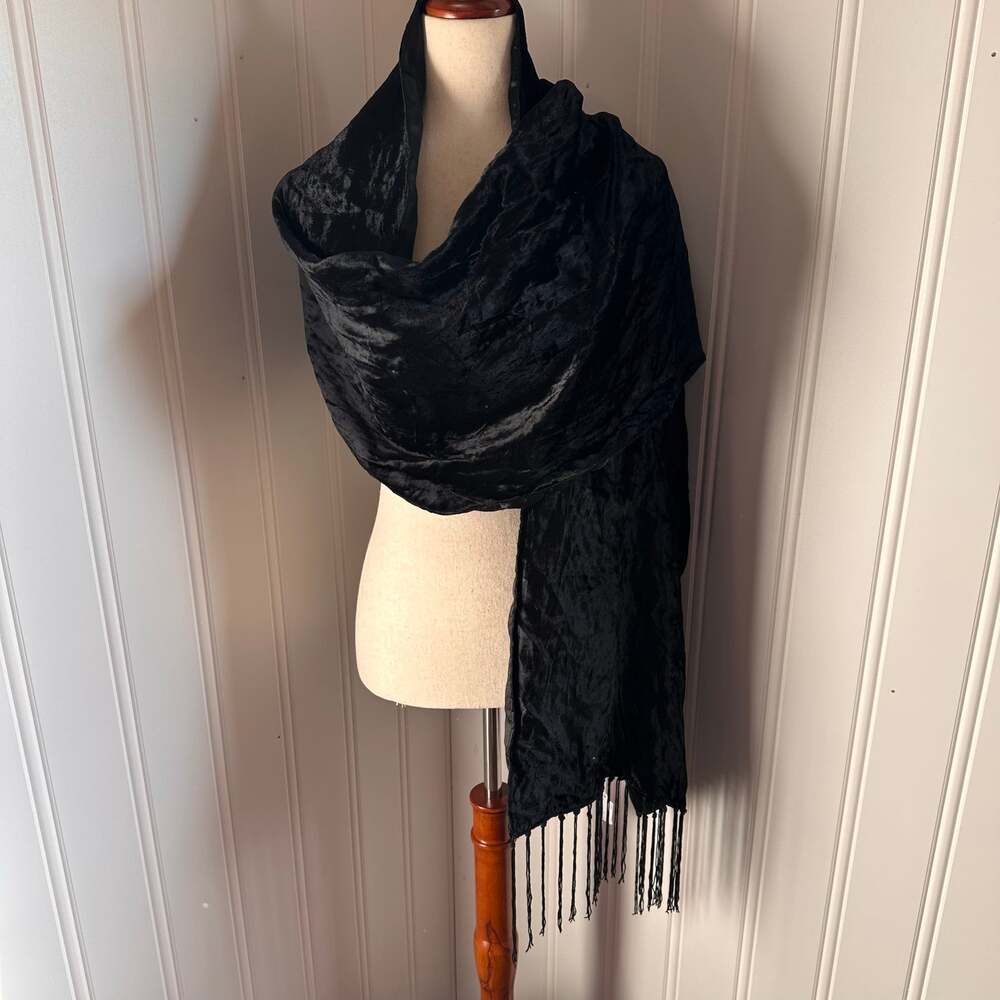 Vintage Black Velvet Fringe Shawl OS